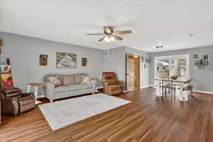 6633 Birch Shore Dr, Lakeview, MI 48850 - Photo 11