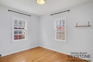 1321 Ballard St SE, Grand Rapids, MI 49507 - Photo 15