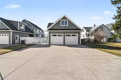 404 W Loomis Street, Ludington, MI 49431 - Photo 31