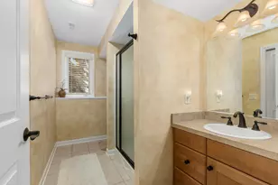 4911 Faringdom Grove Dr, Hudsonville, MI 49426 - Photo 15