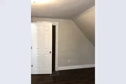 136 N Berkley Street, Kalamazoo, MI 49006 - Photo 11