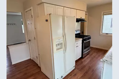 4919 Karen Avenue SW, Wyoming, MI 49548 - Photo 7