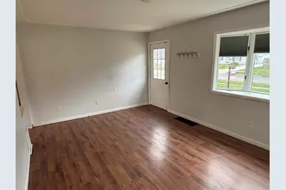 4919 Karen Avenue SW, Wyoming, MI 49548 - Photo 3