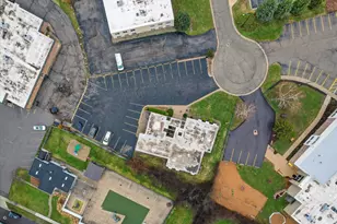 2426 Burton St SE, Grand Rapids, MI 49546 - Photo 47