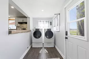 710 S Elm St, Three Oaks, MI 49128 - Photo 9