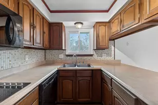 37542 Whitney Dr, Wayne, MI 48184 - Photo 15