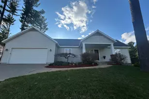 1921 Pineridge Dr, Hastings, MI 49058 - Photo 7