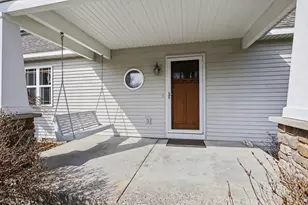 1921 Pineridge Dr, Hastings, MI 49058 - Photo 9