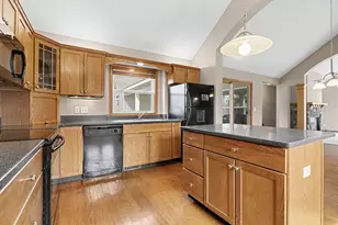 1921 Pineridge Dr, Hastings, MI 49058 - Photo 15