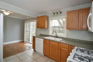 5295 Weller St, Kalamazoo, MI 49004 - Photo 11