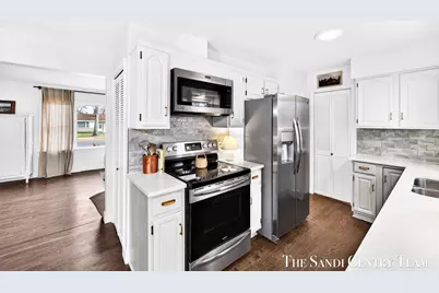 1703 Columbus Avenue, Norton Shores, MI 49441 - Photo 11