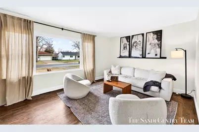 1703 Columbus Avenue, Norton Shores, MI 49441 - Photo 5