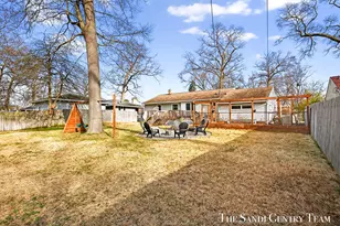 1703 Columbus Ave, Norton Shores, MI 49441 - Photo 39