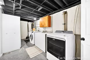 1703 Columbus Ave, Norton Shores, MI 49441 - Photo 27