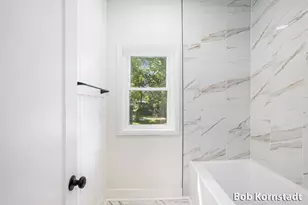 319 N Rowe St, Ludington, MI 49431 - Photo 7