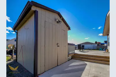 37844 Maplehill Street, Harrison Township, MI 48045 - Photo 13