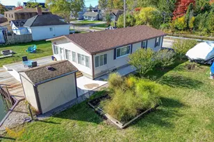 37844 Maplehill St, Harrison Township, MI 48045 - Photo 17