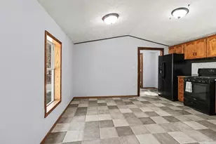 22085 W Wood Lake Rd, Pierson, MI 49339 - Photo 11