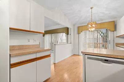 36482 Lochdale, Farmington Hills, MI 48335 - Photo 17