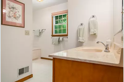 11276 Bridlewood Trail, Berrien Springs, MI 49103 - Photo 17