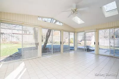 1761 Edgewood Avenue SE, Grand Rapids, MI 49506 - Photo 19