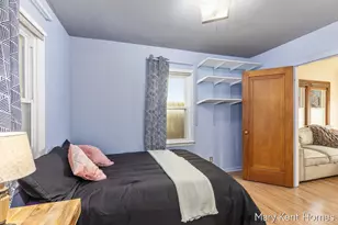 1319 Ashland Ave NE, Grand Rapids, MI 49505 - Photo 13