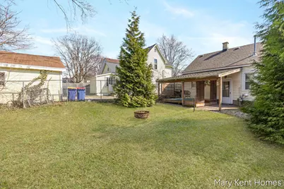 1319 Ashland Avenue NE, Grand Rapids, MI 49505 - Photo 19