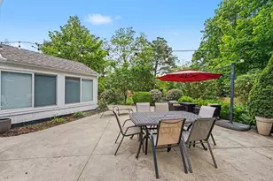 750 San Jose Dr SE, Grand Rapids, MI 49506 - Photo 9