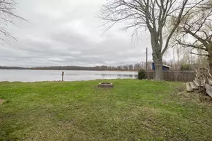 3053 E Baseline Rd, Gobles, MI 49055 - Photo 17