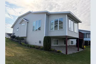 51 Newcastle Drive, Zeeland, MI 49464 - Photo 3