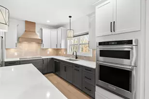 8480 Knotty Pine Ln, Kalamazoo, MI 49009 - Photo 13