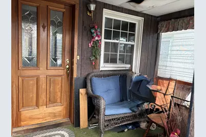 1810 Lindbergh Street, Wyandotte, MI 48192 - Photo 9