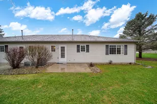 1702 Lakewood Dr, Adrian, MI 49221 - Photo 41