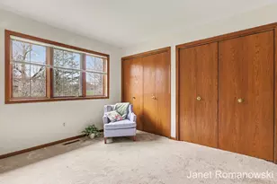 1317 Suncrest Dr NE, Grand Rapids, MI 49525 - Photo 11