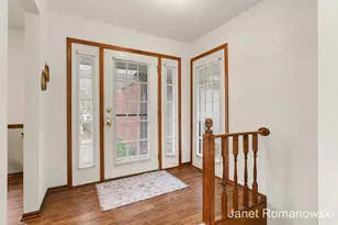 1317 Suncrest Dr NE, Grand Rapids, MI 49525 - Photo 3