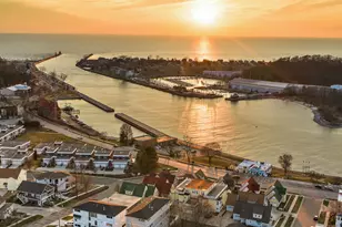 300 S 1st St, Grand Haven, MI 49417 - Photo 61