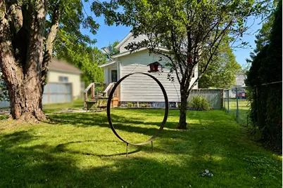 104 E Locust Street, Three Oaks, MI 49128 - Photo 13
