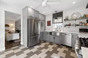 104 E Locust St, Three Oaks, MI 49128 - Photo 5