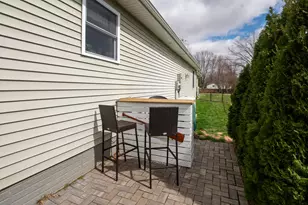 50306 Pleasant St, Dowagiac, MI 49047 - Photo 57