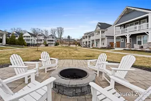 406 W Leland Dr, Whitehall, MI 49461 - Photo 11