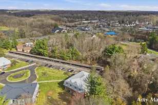 6716 Cascade Rd SE, Grand Rapids, MI 49546 - Photo 27