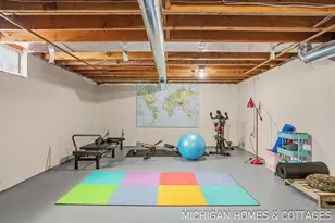 141 E 26th St, Holland, MI 49423 - Photo 23