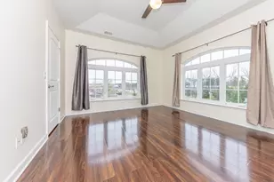 5518 Arbor Chase Dr, Ann Arbor, MI 48103 - Photo 9