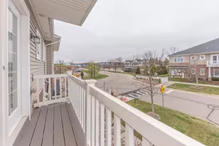 5518 Arbor Chase Dr, Ann Arbor, MI 48103 - Photo 17