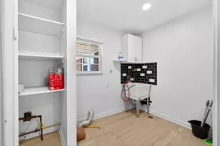 23245 Tuck Rd, Farmington Hills, MI 48336 - Photo 19