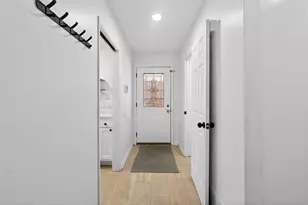 23245 Tuck Rd, Farmington Hills, MI 48336 - Photo 31