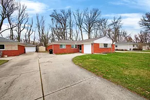 23245 Tuck Rd, Farmington Hills, MI 48336 - Photo 3