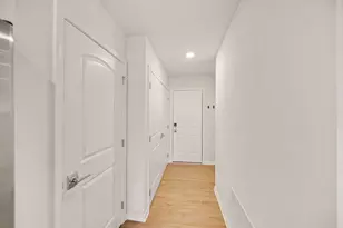 1206 Salt Springs Dr, Saline, MI 48176 - Photo 17