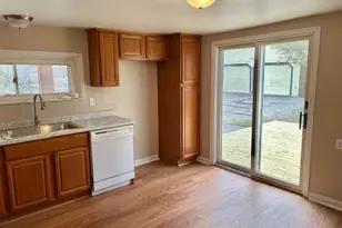 7917 N Canton Center Rd, Canton, MI 48187 - Photo 13