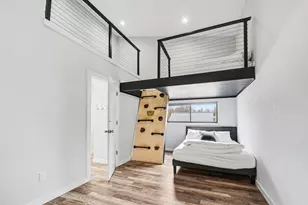 7426 Lake Solis Dr, Stevensville, MI 49127 - Photo 31